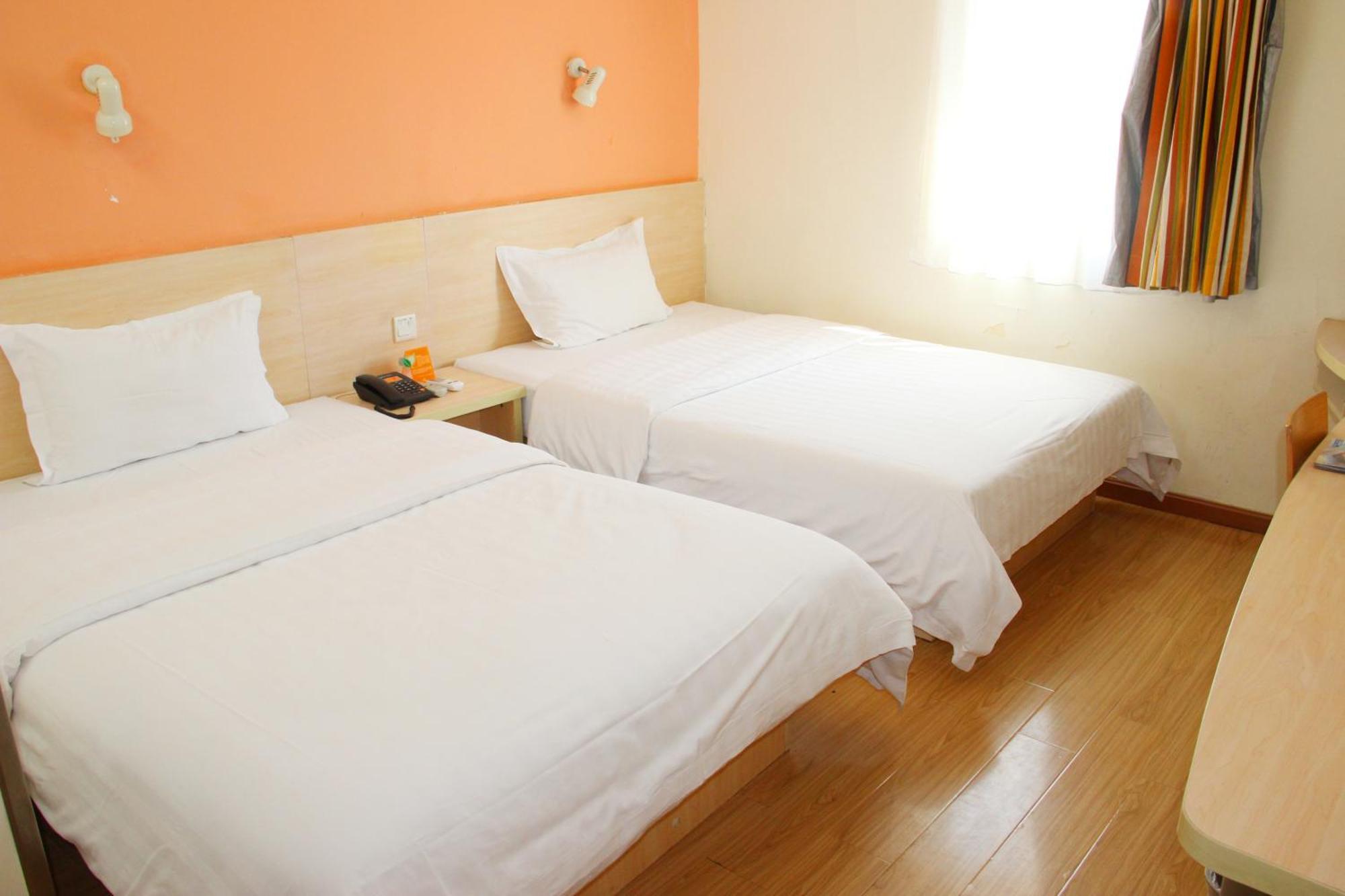 7Days Inn Beijing Shunyi Development Zone Xiandai Auto Mall Esterno foto